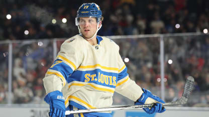 她在多項國 她在多項國